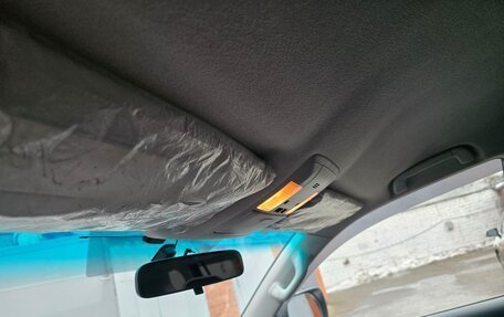 Toyota Land Cruiser Prado 150 рестайлинг 2, 2015 год, 3 480 000 рублей, 14 фотография