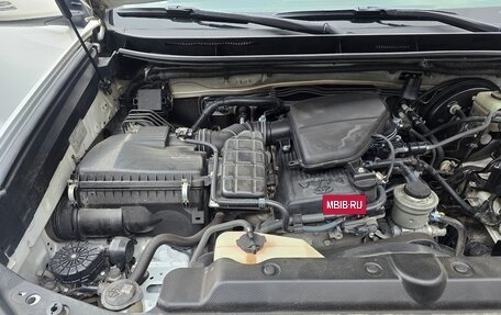 Toyota Land Cruiser Prado 150 рестайлинг 2, 2015 год, 3 480 000 рублей, 19 фотография