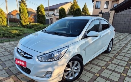 Hyundai Solaris II рестайлинг, 2014 год, 855 000 рублей, 7 фотография