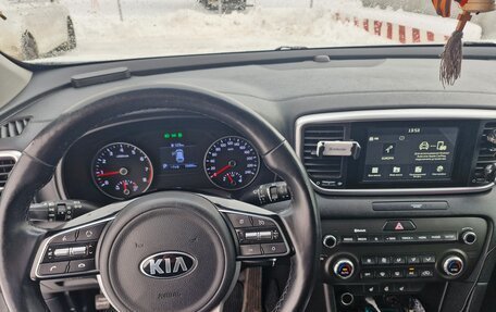 KIA Sportage IV рестайлинг, 2019 год, 2 600 000 рублей, 13 фотография