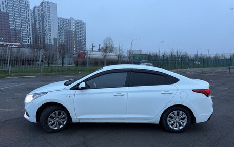 Hyundai Solaris II рестайлинг, 2017 год, 890 000 рублей, 11 фотография
