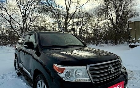 Toyota Land Cruiser 200, 2012 год, 2 600 000 рублей, 2 фотография