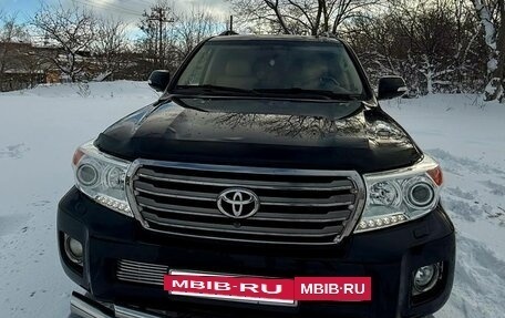 Toyota Land Cruiser 200, 2012 год, 2 600 000 рублей, 7 фотография