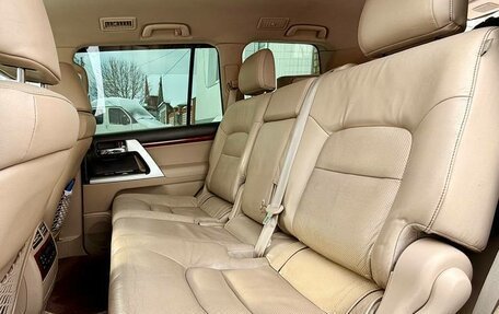 Toyota Land Cruiser 200, 2012 год, 2 600 000 рублей, 12 фотография