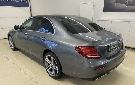 Mercedes-Benz E-Класс, 2020 год, 4 389 000 рублей, 7 фотография