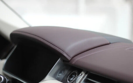 Land Rover Range Rover IV рестайлинг, 2016 год, 7 000 000 рублей, 35 фотография