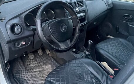 Renault Logan II, 2017 год, 285 000 рублей, 9 фотография