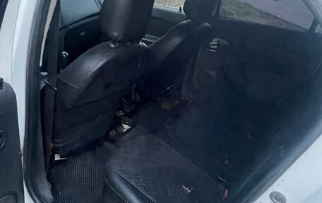 Renault Logan II, 2017 год, 285 000 рублей, 11 фотография