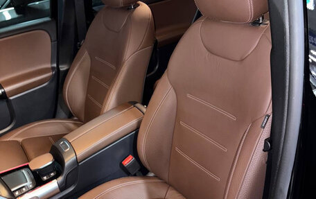 Mercedes-Benz GLB AMG, 2022 год, 6 000 000 рублей, 10 фотография