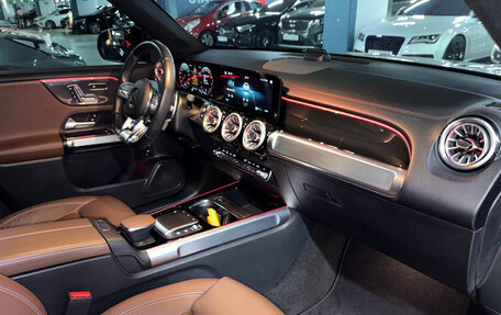 Mercedes-Benz GLB AMG, 2022 год, 6 000 000 рублей, 13 фотография