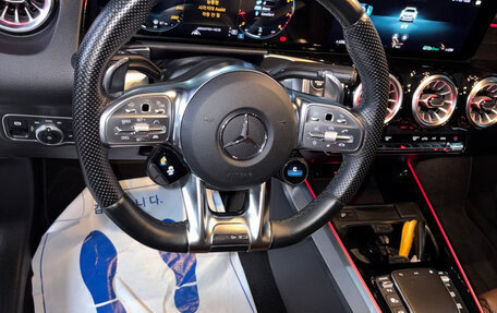 Mercedes-Benz GLB AMG, 2022 год, 6 000 000 рублей, 9 фотография