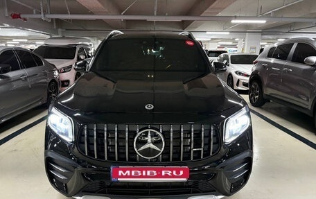 Mercedes-Benz GLB AMG, 2022 год, 6 000 000 рублей, 2 фотография