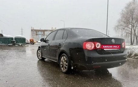 Volkswagen Jetta VI, 2009 год, 340 000 рублей, 4 фотография