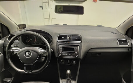 Volkswagen Polo VI (EU Market), 2017 год, 1 200 000 рублей, 18 фотография