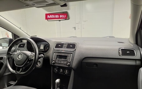 Volkswagen Polo VI (EU Market), 2017 год, 1 200 000 рублей, 15 фотография