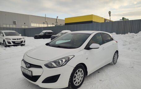 Hyundai i30 II рестайлинг, 2014 год, 699 000 рублей, 4 фотография