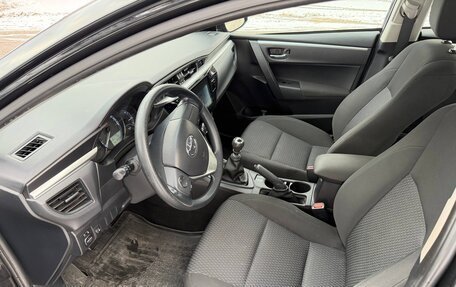 Toyota Corolla, 2015 год, 1 360 000 рублей, 6 фотография