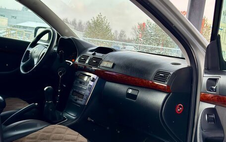 Toyota Avensis III рестайлинг, 2003 год, 480 000 рублей, 6 фотография