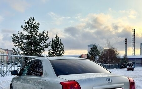 Toyota Avensis III рестайлинг, 2003 год, 480 000 рублей, 4 фотография