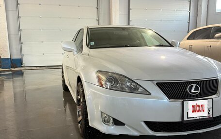 Lexus IS II рестайлинг 2, 2006 год, 2 100 000 рублей, 2 фотография