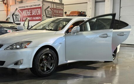 Lexus IS II рестайлинг 2, 2006 год, 2 100 000 рублей, 14 фотография