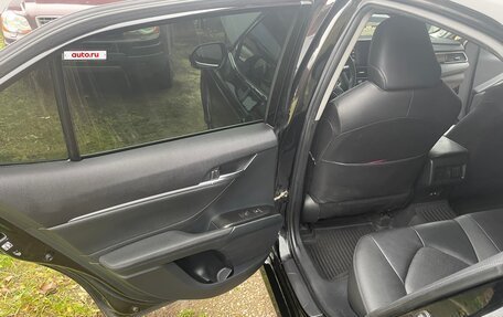 Toyota Camry, 2021 год, 3 299 999 рублей, 8 фотография