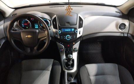 Chevrolet Cruze II, 2014 год, 750 000 рублей, 8 фотография