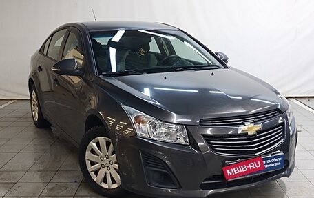 Chevrolet Cruze II, 2014 год, 750 000 рублей, 2 фотография