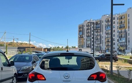 Opel Astra J, 2010 год, 642 000 рублей, 3 фотография