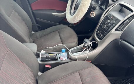 Opel Astra J, 2011 год, 510 000 рублей, 5 фотография