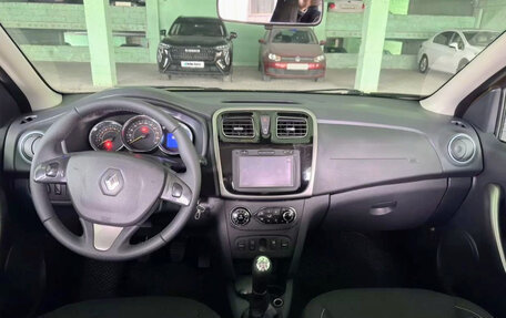 Renault Sandero II рестайлинг, 2014 год, 740 000 рублей, 11 фотография
