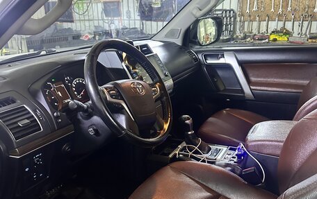 Toyota Land Cruiser Prado 150 рестайлинг 2, 2020 год, 5 200 000 рублей, 12 фотография