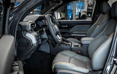 Toyota Tacoma, 2025 год, 11 975 899 рублей, 16 фотография