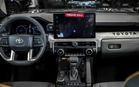 Toyota Tacoma, 2025 год, 11 975 899 рублей, 27 фотография