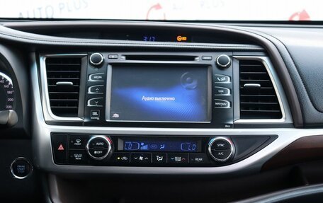 Toyota Highlander III, 2015 год, 2 699 000 рублей, 12 фотография