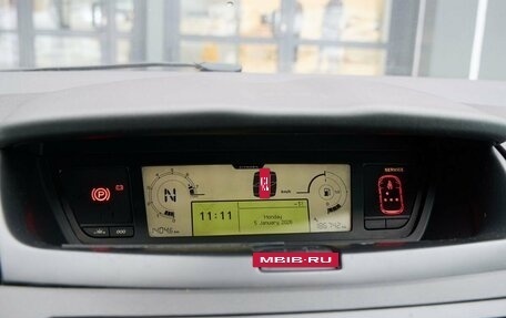 Citroen C4 Picasso II рестайлинг, 2010 год, 600 000 рублей, 15 фотография