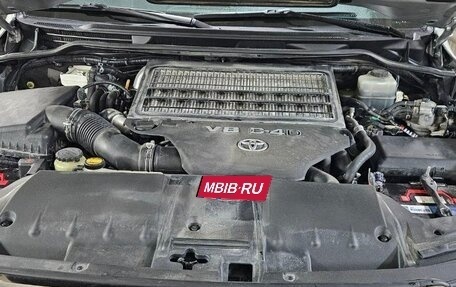 Toyota Land Cruiser 200, 2011 год, 3 650 000 рублей, 7 фотография