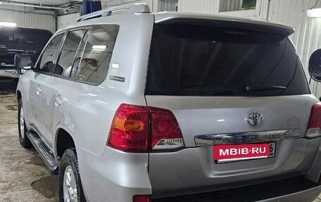 Toyota Land Cruiser 200, 2011 год, 3 650 000 рублей, 8 фотография