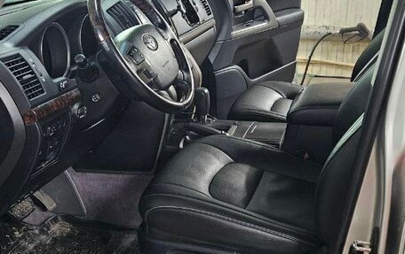 Toyota Land Cruiser 200, 2011 год, 3 650 000 рублей, 11 фотография