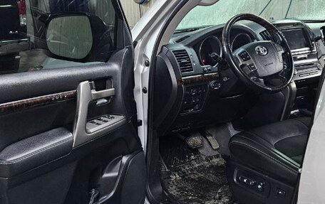 Toyota Land Cruiser 200, 2011 год, 3 650 000 рублей, 12 фотография