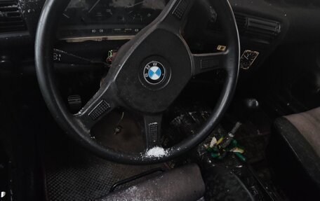 BMW 3 серия, 1983 год, 199 999 рублей, 27 фотография