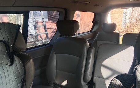 Hyundai Grand Starex Grand Starex I рестайлинг 2, 2011 год, 1 100 000 рублей, 7 фотография