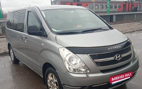 Hyundai Grand Starex Grand Starex I рестайлинг 2, 2011 год, 1 100 000 рублей, 3 фотография