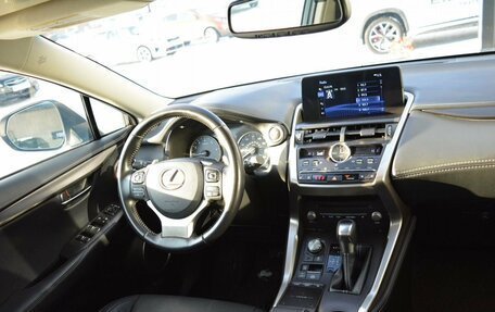 Lexus NX I, 2018 год, 3 299 000 рублей, 18 фотография