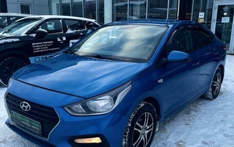 Hyundai Solaris II рестайлинг, 2017 год, 988 000 рублей, 1 фотография