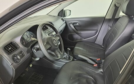 Volkswagen Polo VI (EU Market), 2011 год, 675 000 рублей, 16 фотография