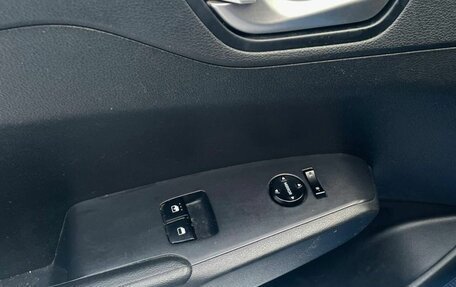 Hyundai Solaris II рестайлинг, 2017 год, 988 000 рублей, 17 фотография