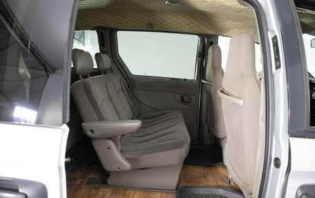 Chrysler Voyager IV, 2002 год, 349 000 рублей, 15 фотография