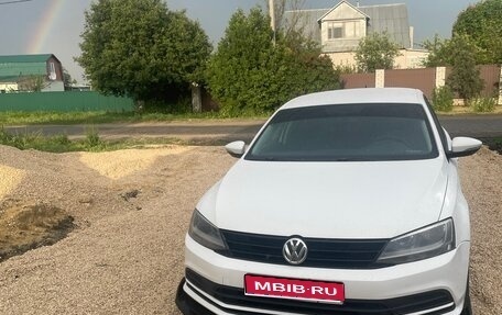 Volkswagen Jetta VI, 2015 год, 1 200 000 рублей, 1 фотография