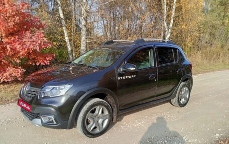Renault Sandero II рестайлинг, 2019 год, 1 000 000 рублей, 1 фотография